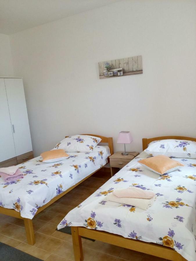 Apartman Knapic Коромачно Экстерьер фото